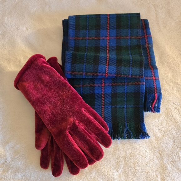 Cejon 3M Thinsulate Accessories - Cejon 3M Thinsulate Cherry Red Velvet Gloves & Blue Tartan Plaid Scarf Set